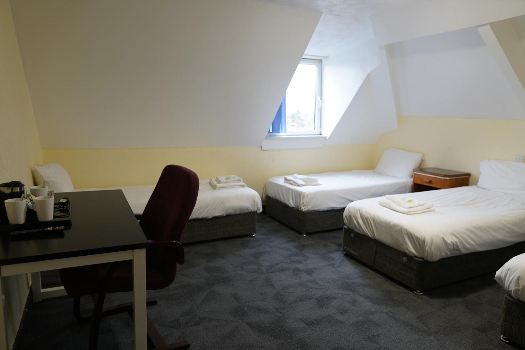 รอยัล โฮเทล เคทเทอริง  Hotel ภายนอก รูปภาพ