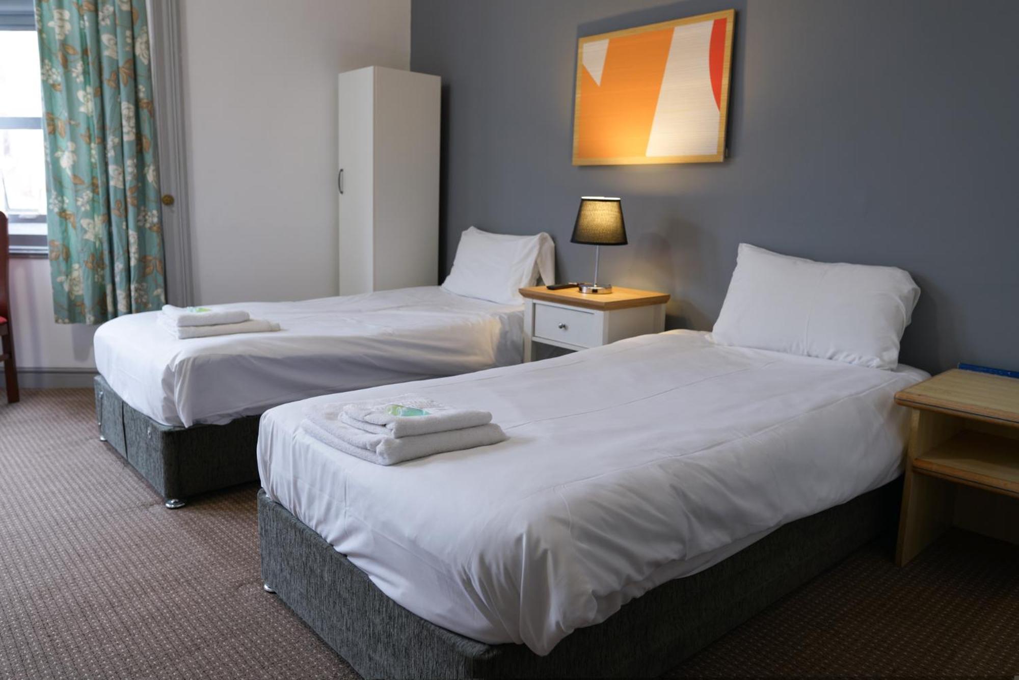 รอยัล โฮเทล เคทเทอริง  Hotel ภายนอก รูปภาพ