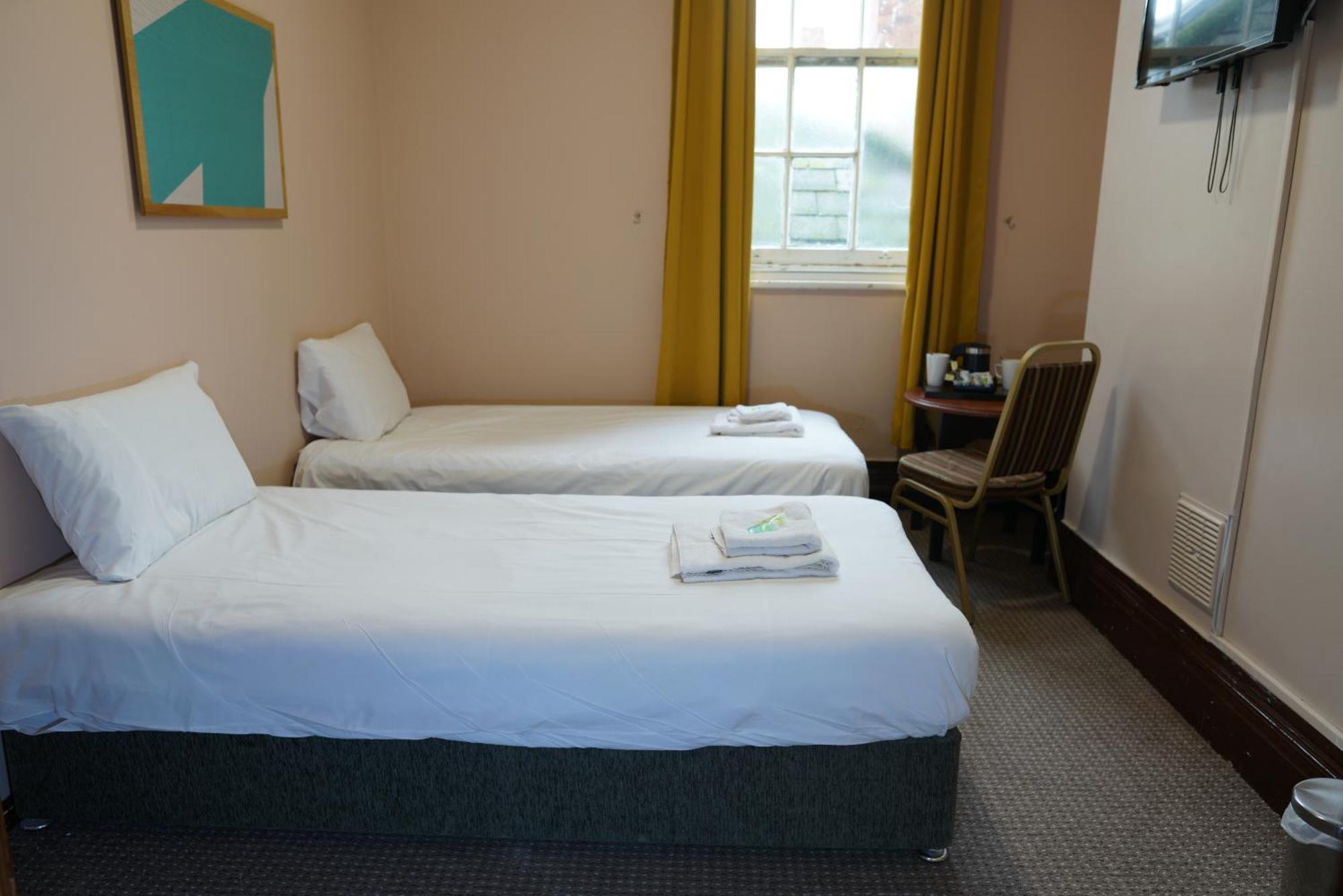 รอยัล โฮเทล เคทเทอริง  Hotel ภายนอก รูปภาพ