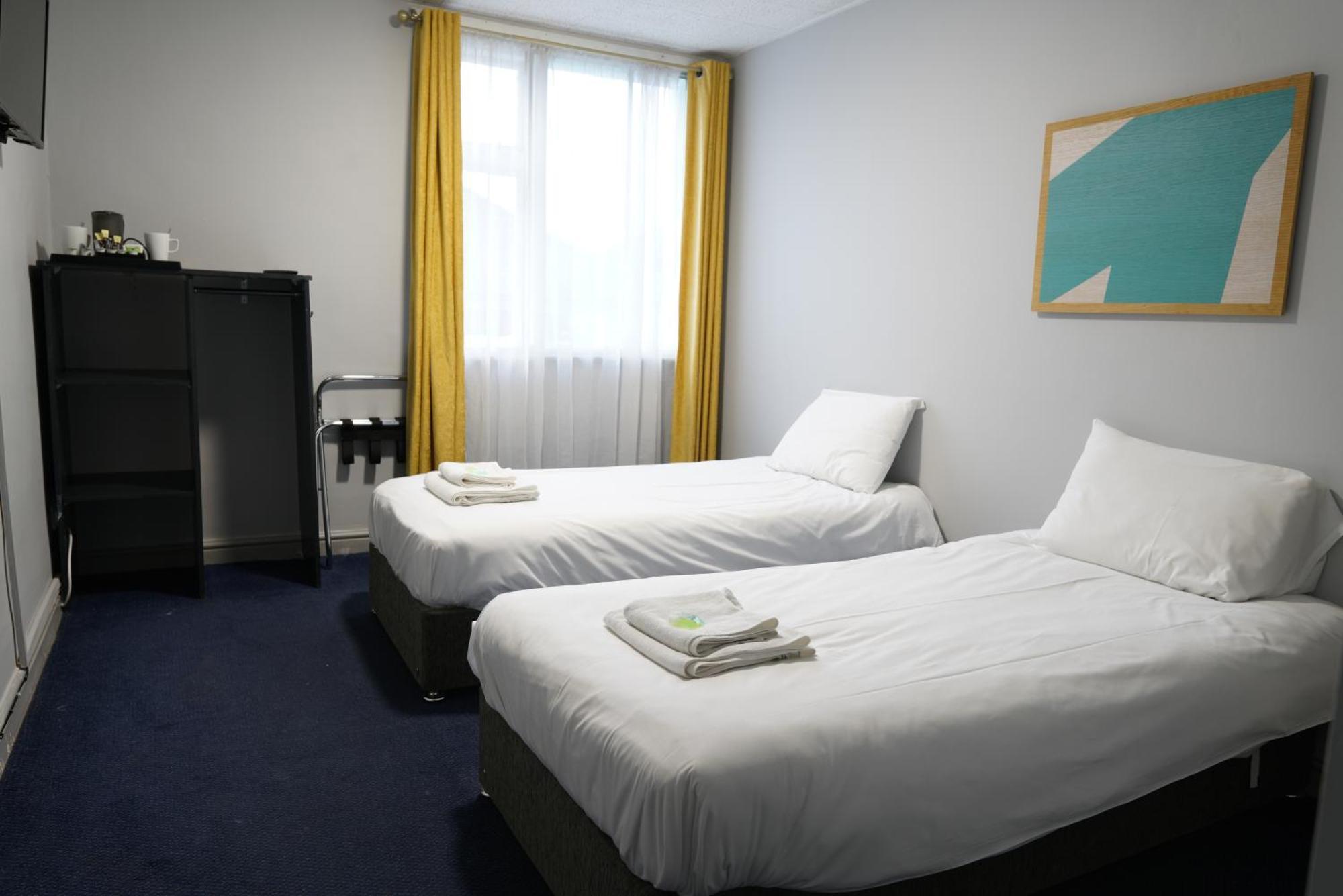 รอยัล โฮเทล เคทเทอริง  Hotel ภายนอก รูปภาพ