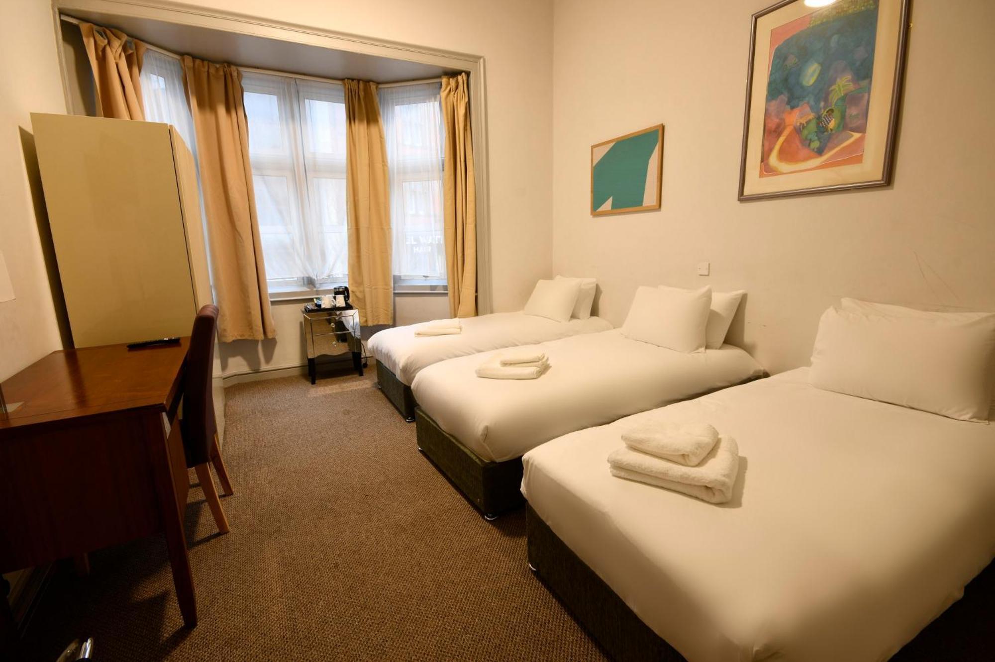รอยัล โฮเทล เคทเทอริง  Hotel ภายนอก รูปภาพ