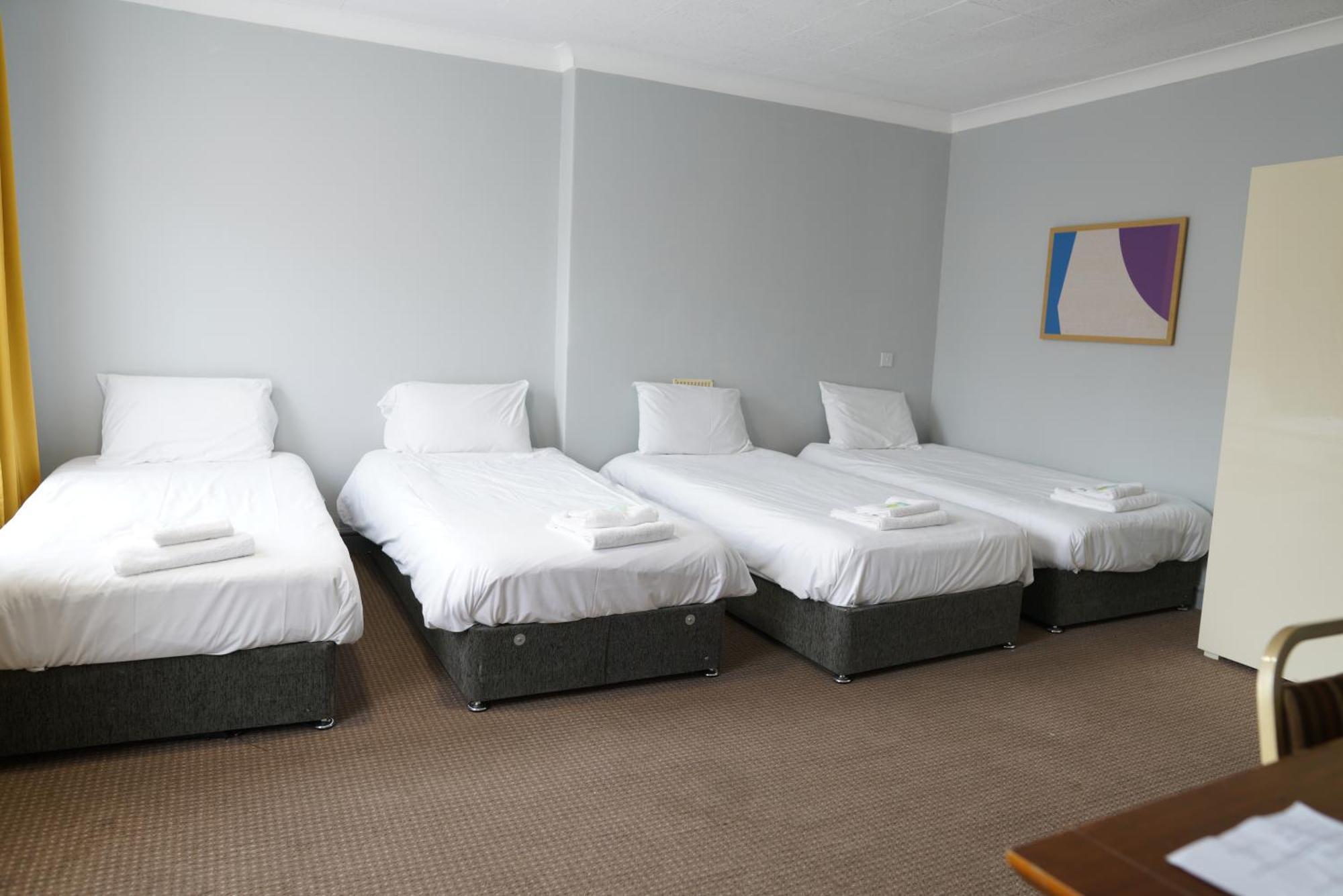 รอยัล โฮเทล เคทเทอริง  Hotel ภายนอก รูปภาพ