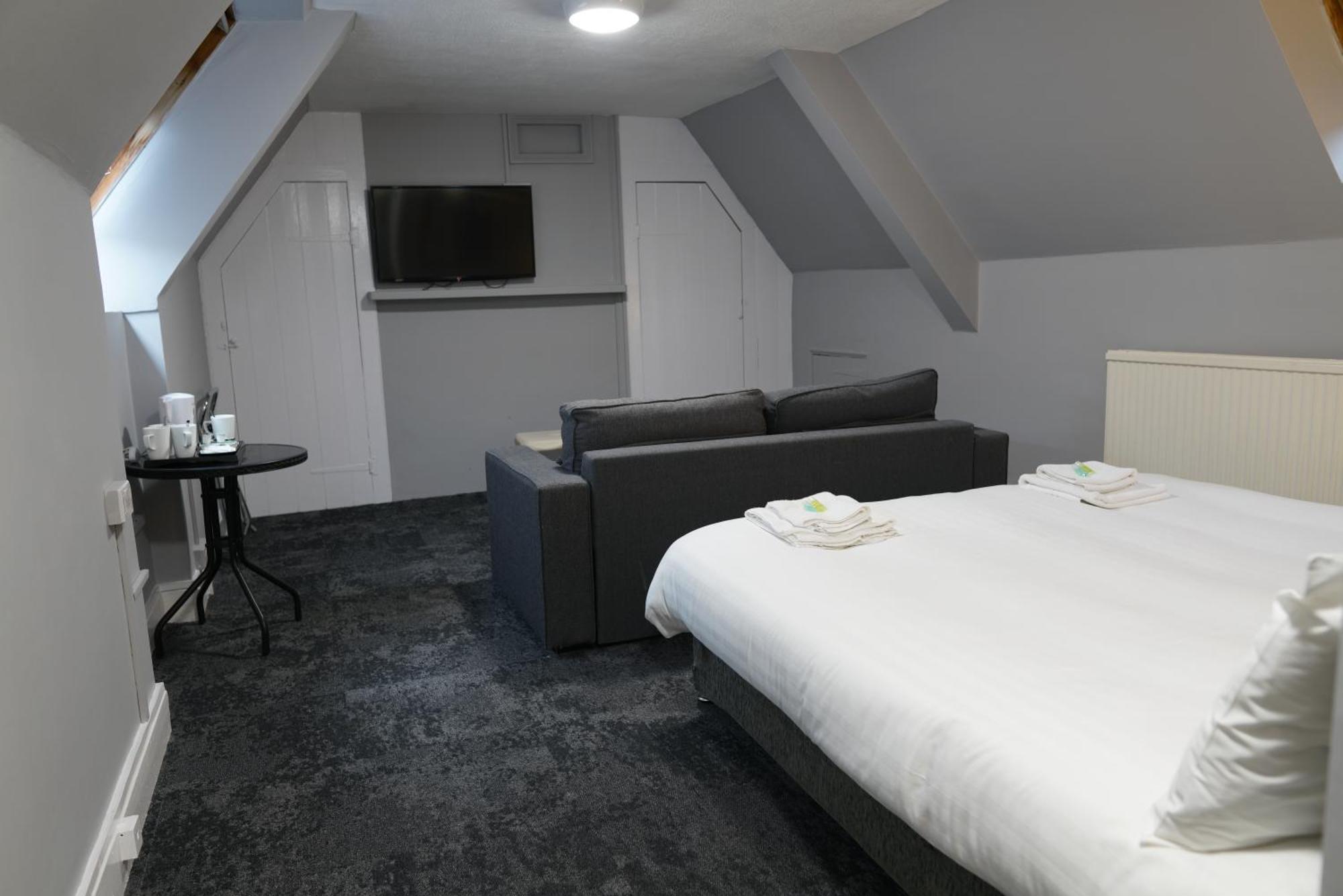 รอยัล โฮเทล เคทเทอริง  Hotel ภายนอก รูปภาพ