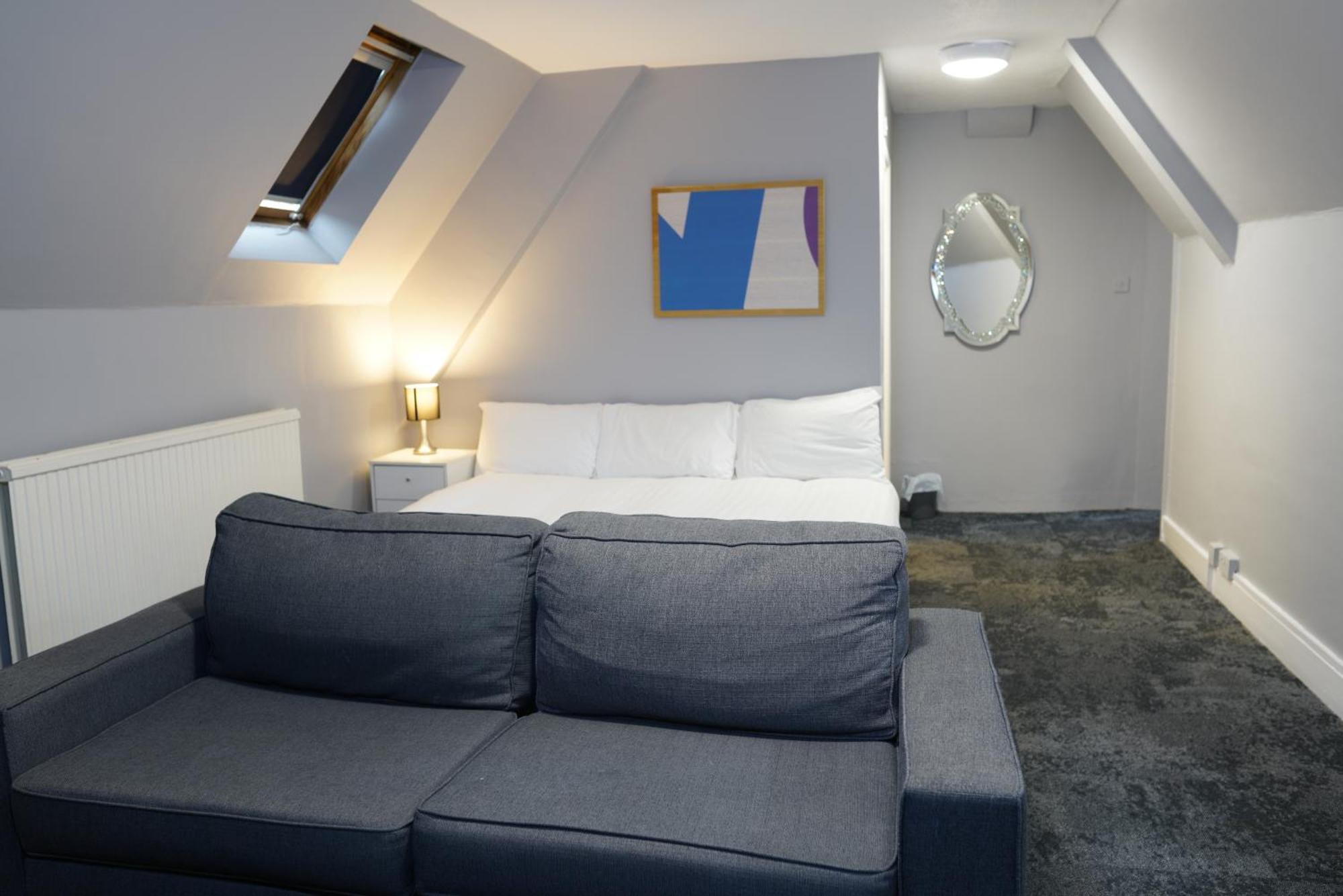 รอยัล โฮเทล เคทเทอริง  Hotel ภายนอก รูปภาพ